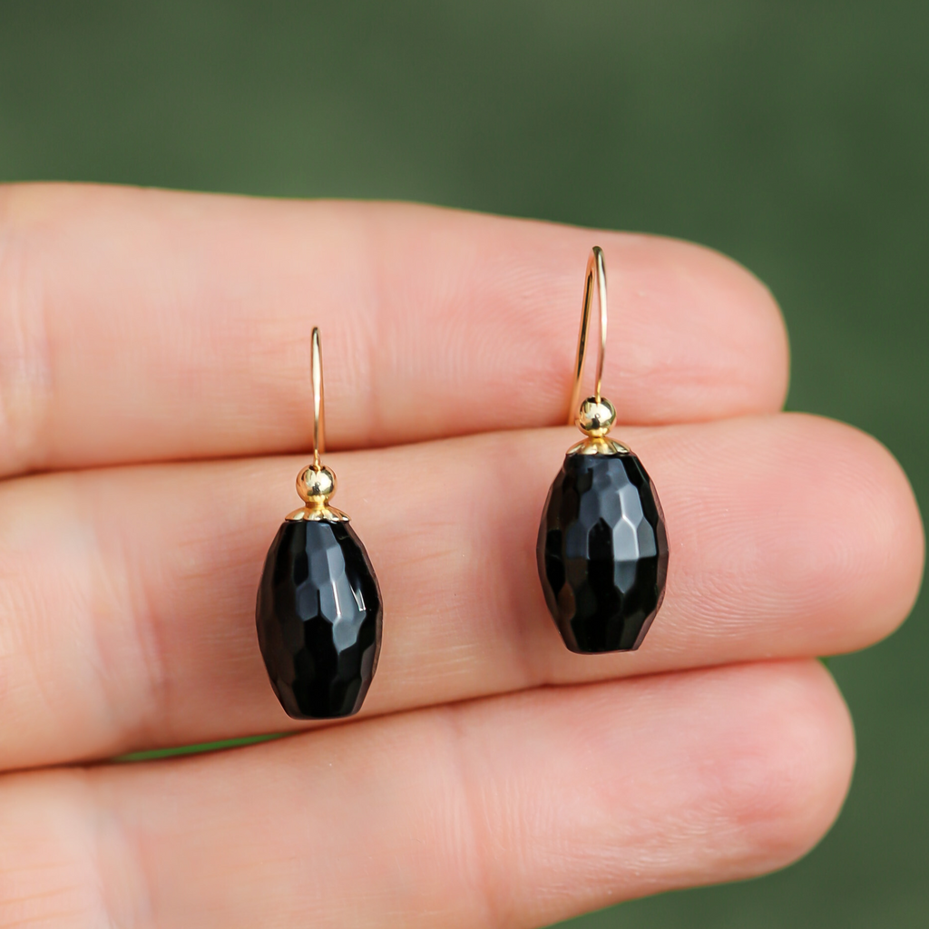 Cercei onix fatetat, aur filat - Whisper of Strength #3, pietre semipretioase - druzy.ro 2 