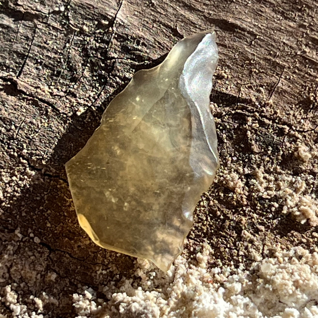 Tectita aurie, sticla desertului Libia piatra bruta model 4, calitate AAA, druzy.ro, cristale 2