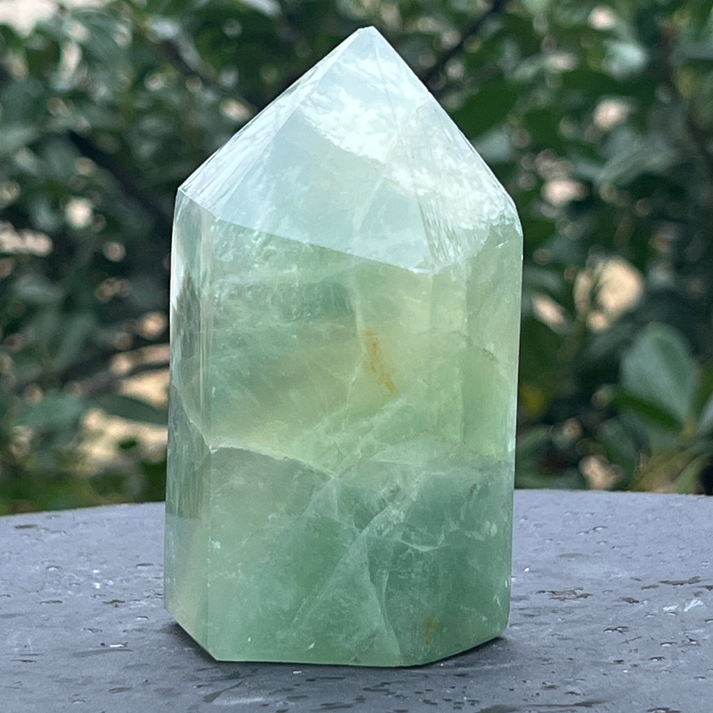 Obelisc fluorit verde model 23, pietre semipretioase - druzy.ro 5 