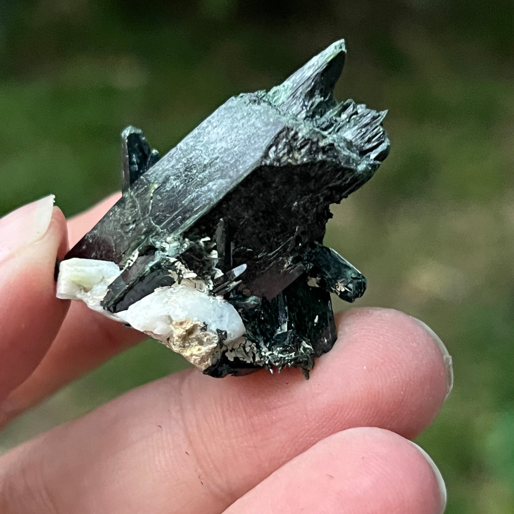Cluster egirin mini cuart fumuriu/negru Zomba m16, pietre semipretioase - druzy.ro 7 