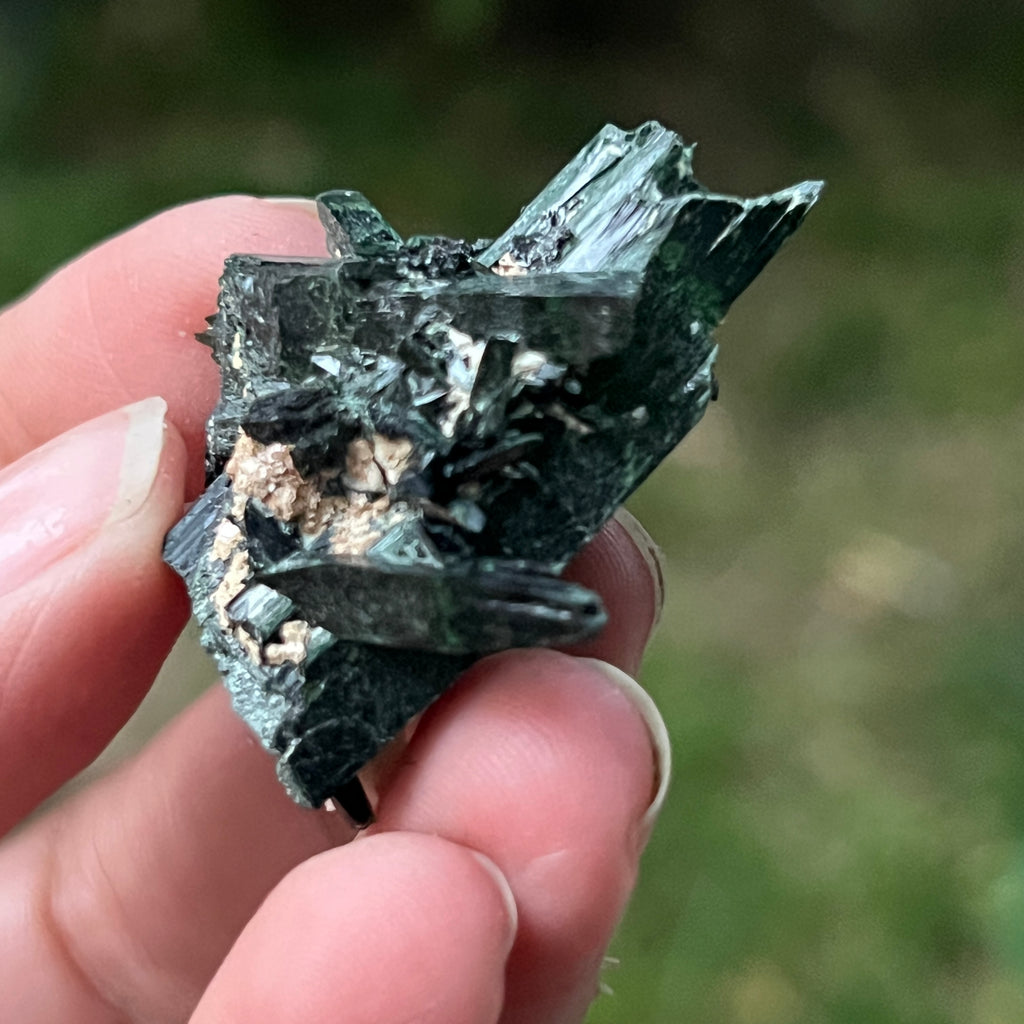Cluster egirin mini cuart fumuriu/negru Zomba m16, pietre semipretioase - druzy.ro 5 