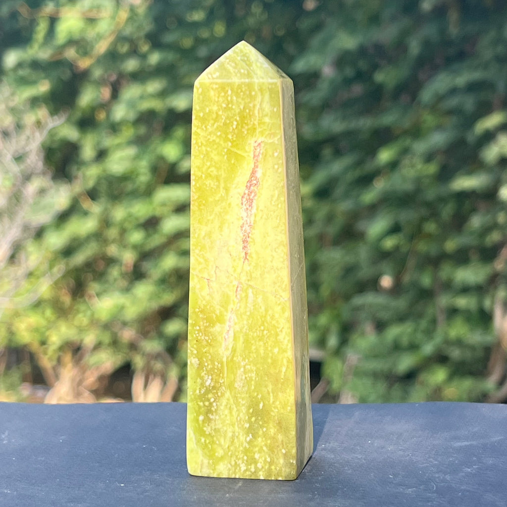 Turn obelisc serpentin galben 12 cm model 2, druzy.ro, cristale 2