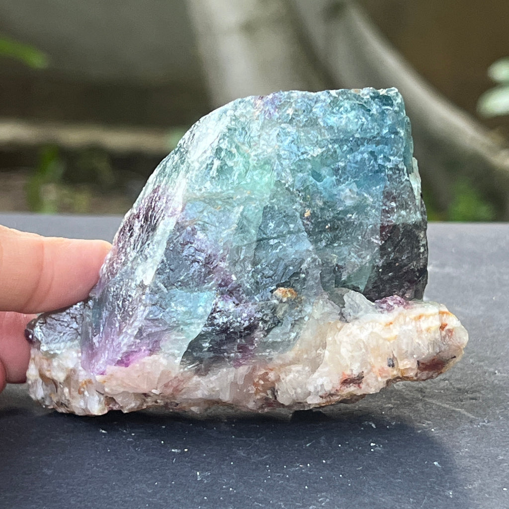 Fluorit marime L din Namibia Africa model 3, pietre semipretioase - druzy.ro 1 