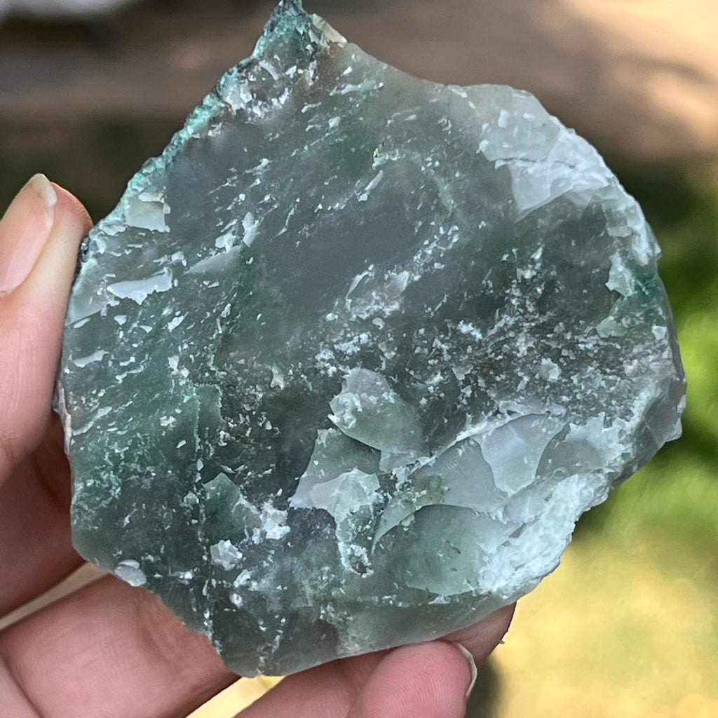 Jad verde piatra bruta m4, druzy.ro, cristale 6