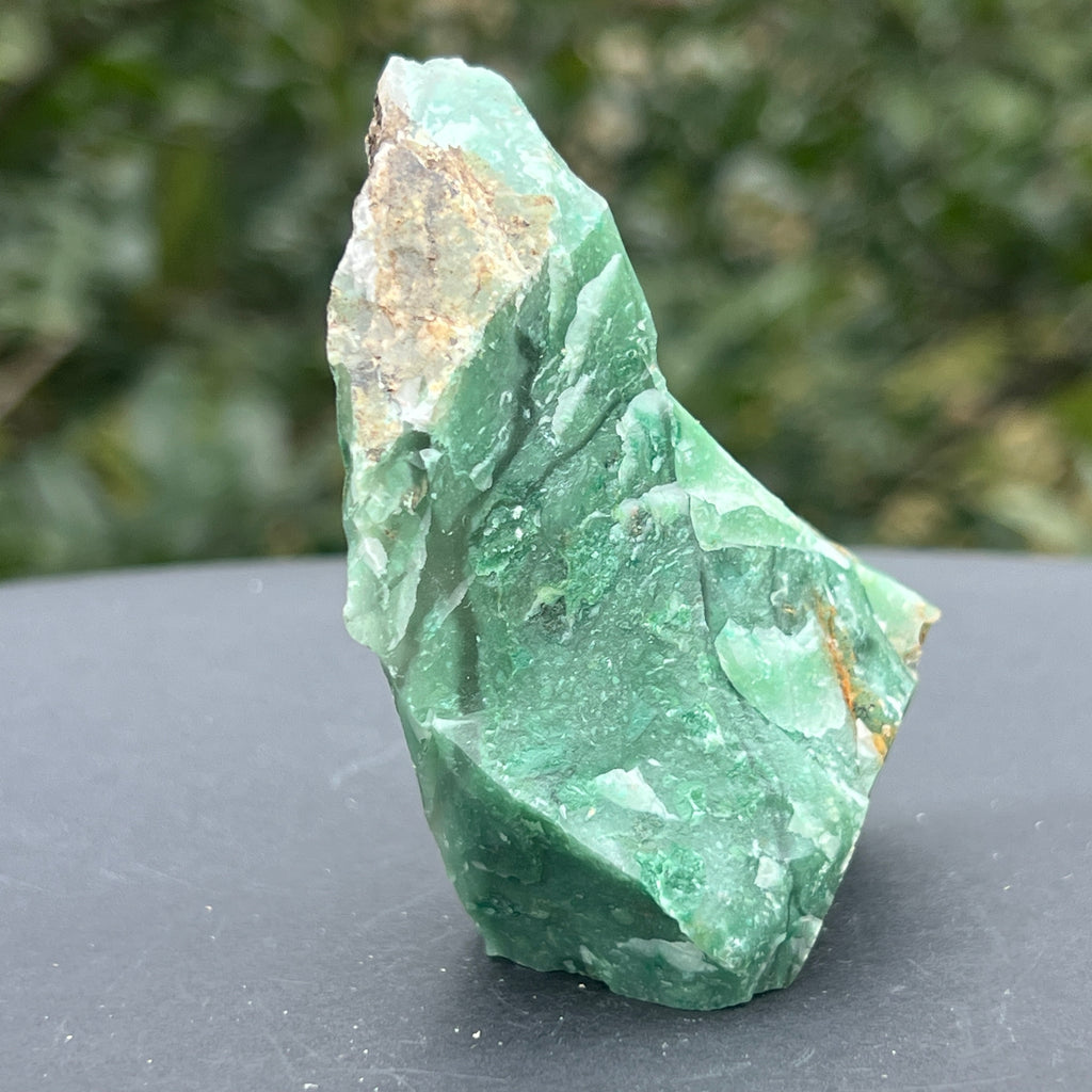 Jad verde piatra bruta model 10A, pietre semipretioase - druzy.ro 4 