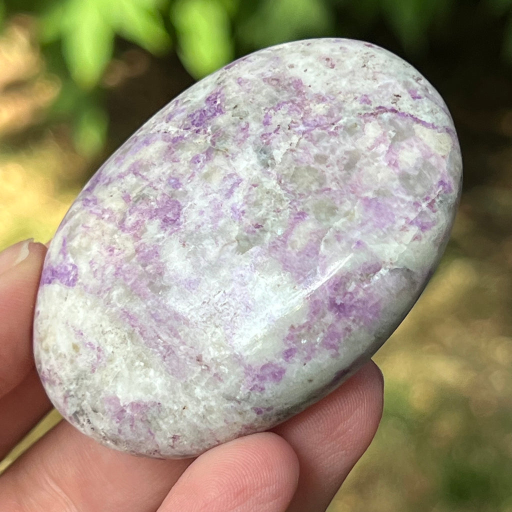 Hackmanit mov Uv reactive palmstone m12, druzy.ro, pietre semipretioase 3