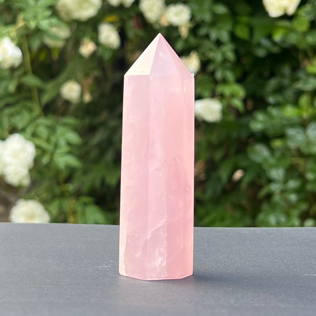 Obelisc cuart roz Namibia model 2, pietre semipretioase - druzy.ro 2