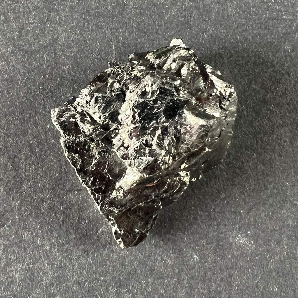 Shungit cristalizat Elite (Nobil) model 12, pietre semipretioase - druzy.ro 2 