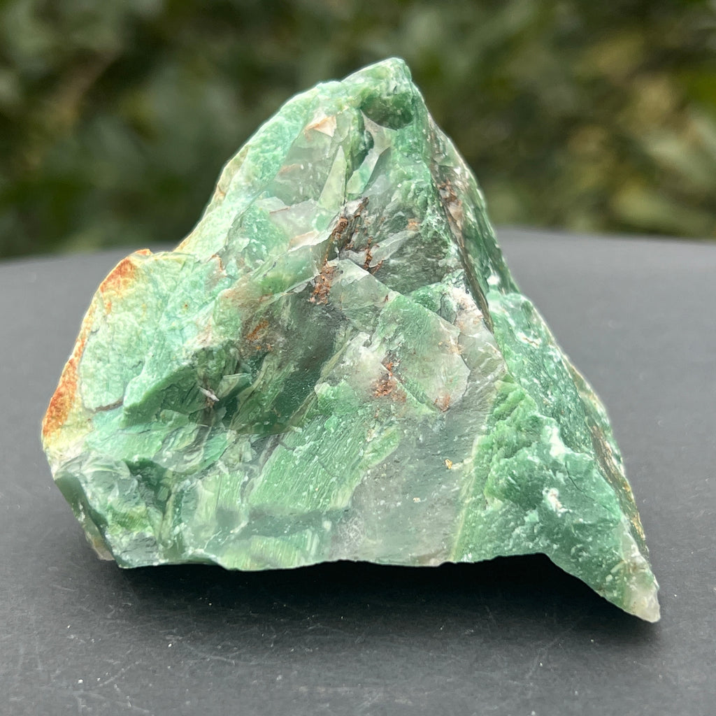 Jad verde piatra bruta model 45, pietre semipretioase - druzy.ro 2 