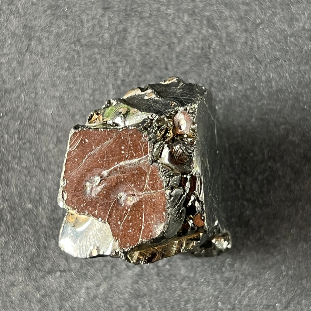Shungit cristalizat Elite (Nobil) model 5, pietre semipretioase - druzy.ro 1 