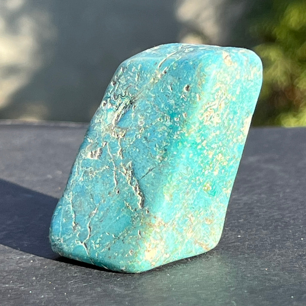 Forma libera/palmstone Shattuckite m2, druzy.ro, cristale 1