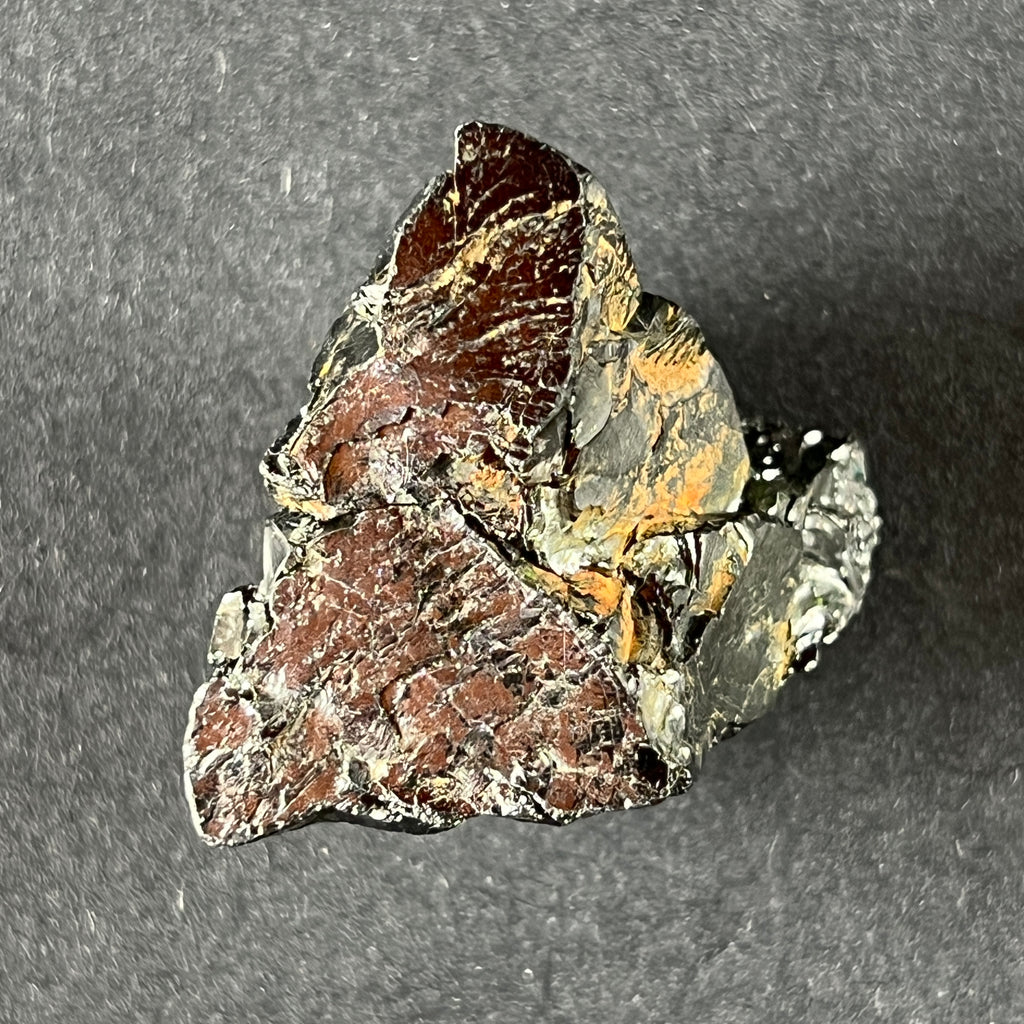 Shungit cristalizat Elite (Nobil) model 4, pietre semipretioase - druzy.ro 1 