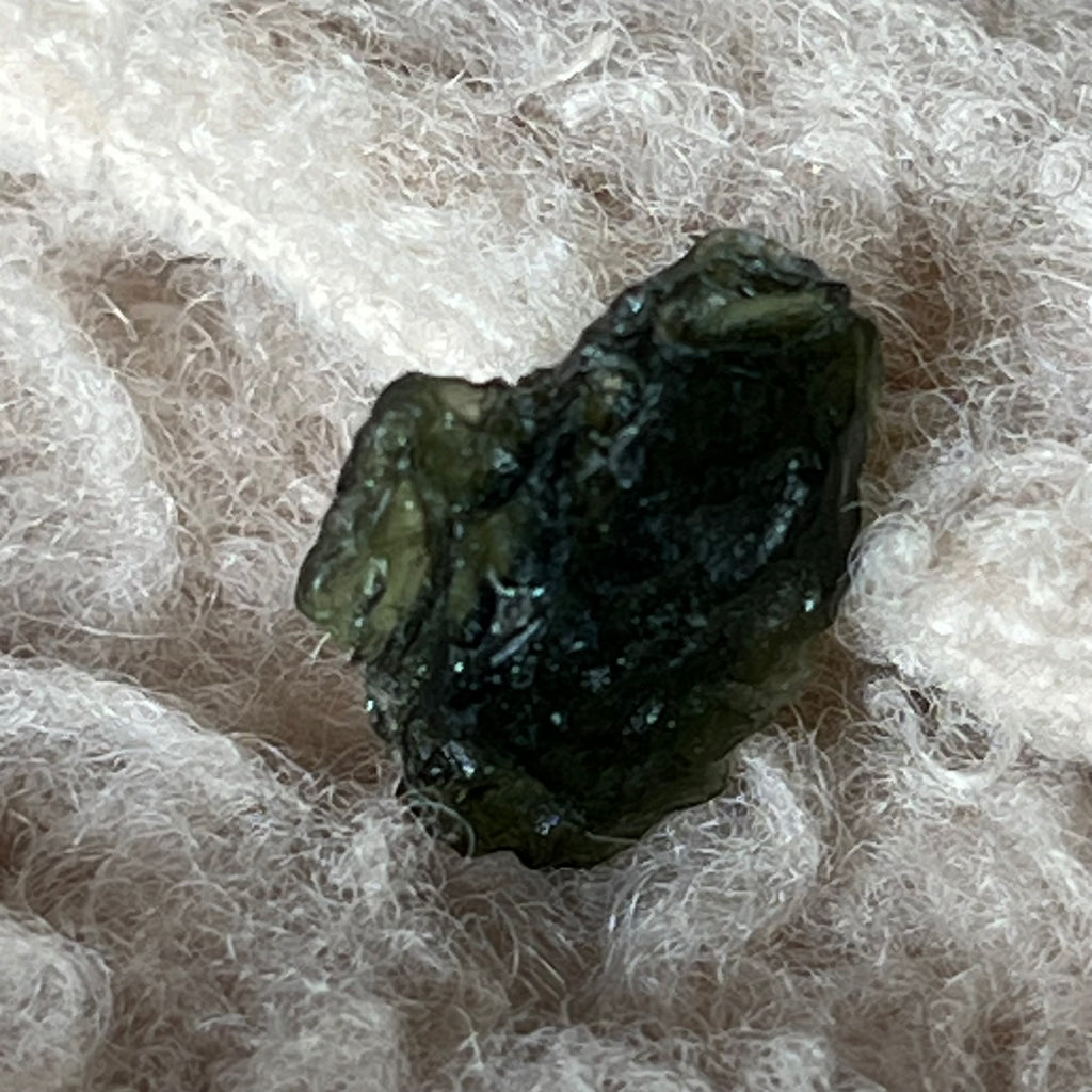 Moldavit 2.02 grame piatra bruta model 1, druzy.ro, cristale 1