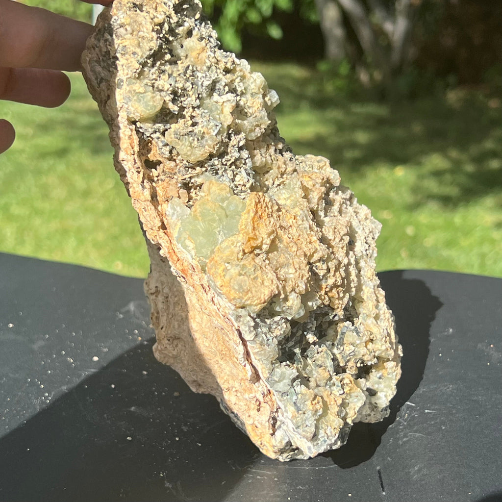 Prehnit cu Schrol din Namibia cluster model 2n, pietre semipretioase - druzy.ro 6