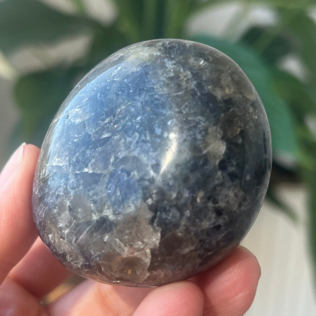 Palmstone Iolit (safir de apa) din Madagascar model 4, pietre semipretioase - druzy.ro 3 
