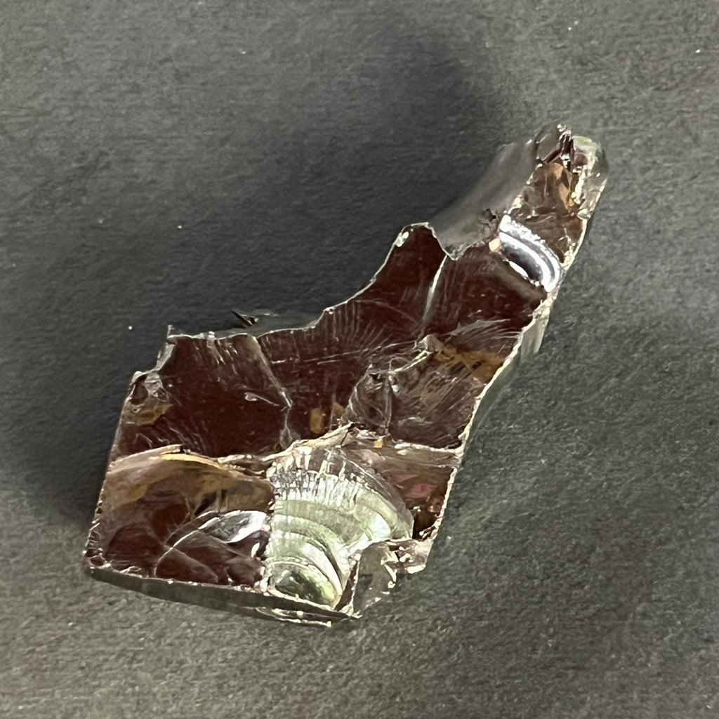 Shungit cristalizat Elite (Nobil) model 2, pietre semipretioase - druzy.ro 1 