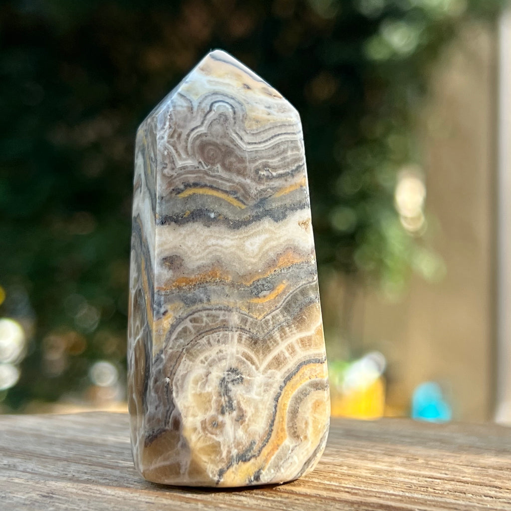 Turn/obelisc jasp albina model 1.4, druzy.ro, cristale 3