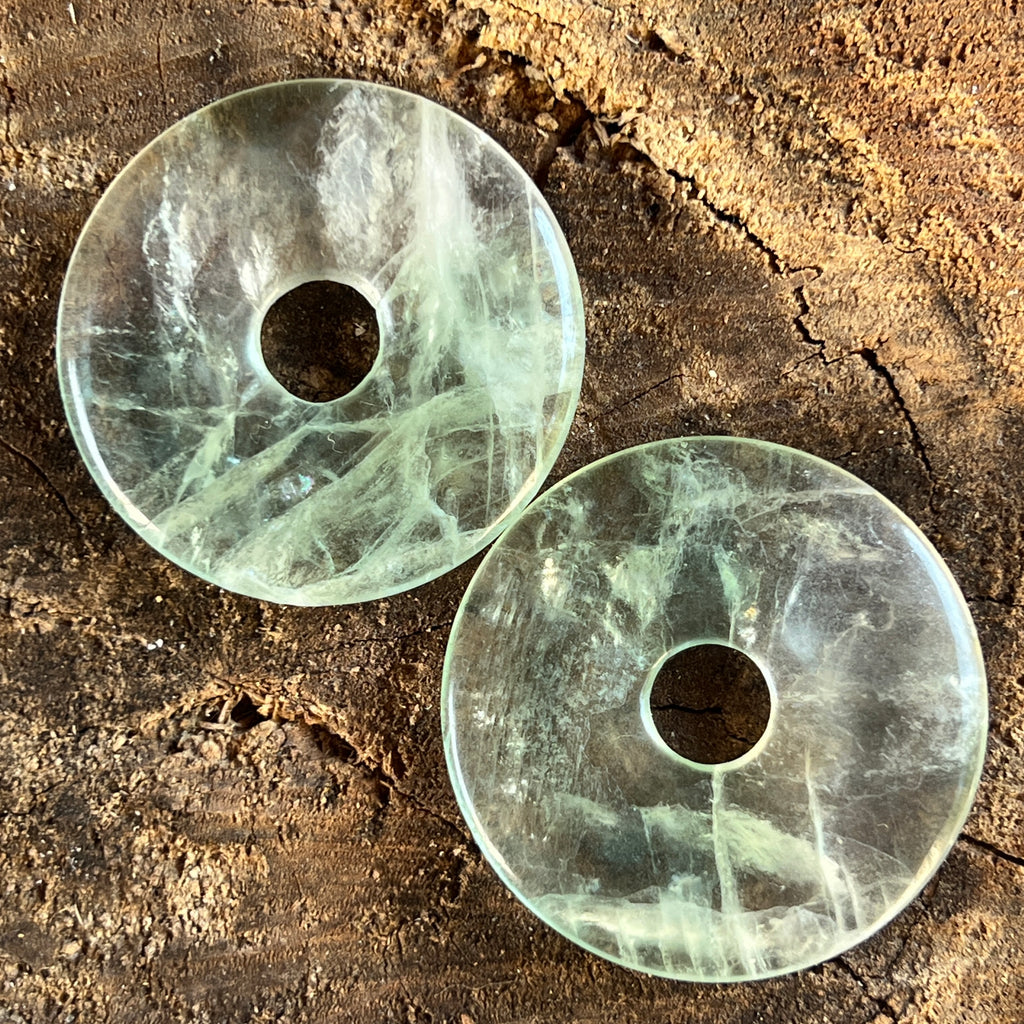Pandantiv piatra pi donut fluorit verde L, pietre semipretioase - druzy.ro 1 