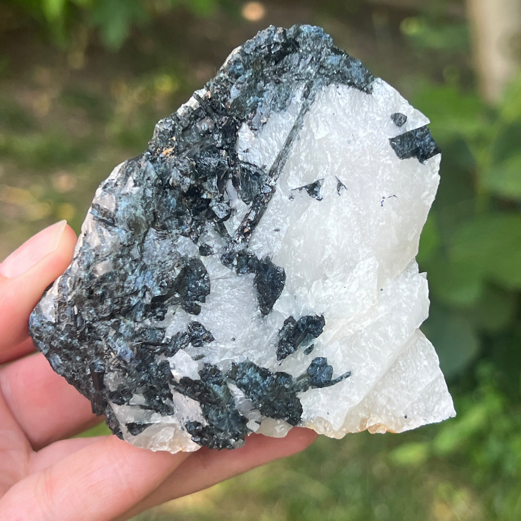 Turmalină neagră cu piatra lunii | Model 2, pietre semipretioase - druzy.ro 4 