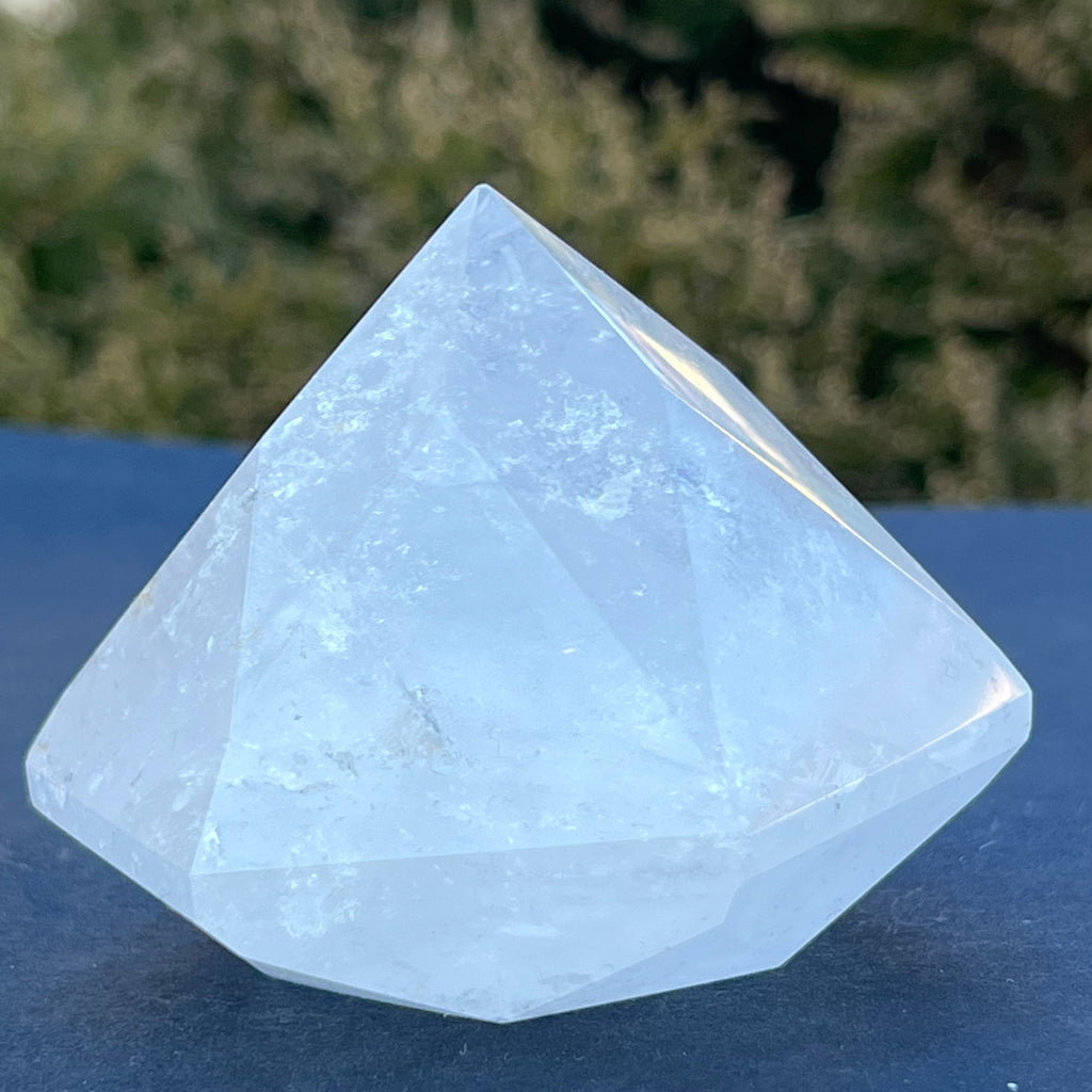 Cuart curcubeu forma diamant cristal de stanca/cuart incolor model 4A, druzy.ro, cristale 7