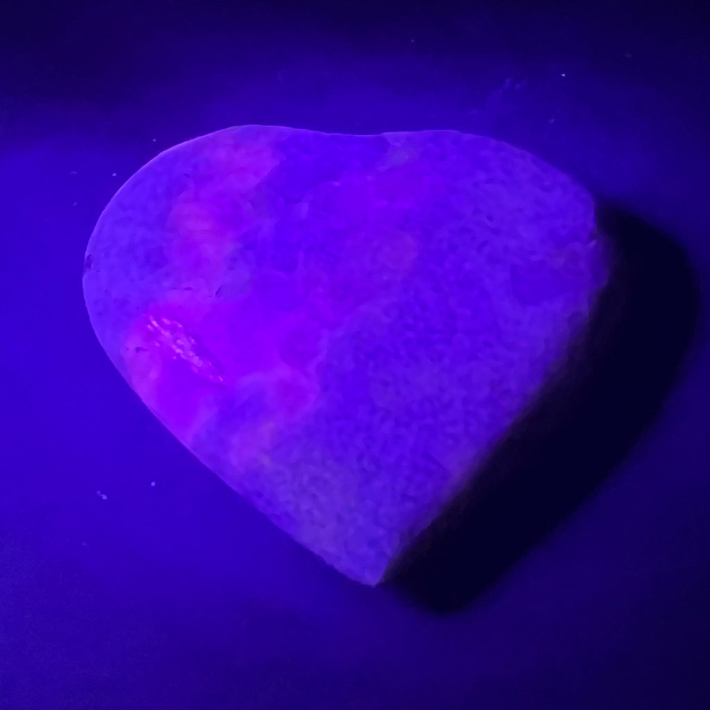 Inima hackmanit Uv reactive m6, pietre semipretioase - druzy.ro 2 