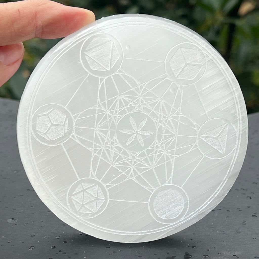 Disc Selenit Metatron 8, 10, 14 cm, grila grid cristale, pietre semipretioase - druzy.ro 6 