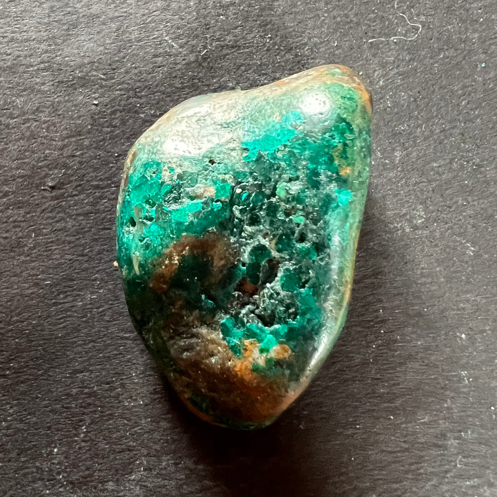 Dioptaz piatra rulata mini Congo, druzy.ro, cristale 7