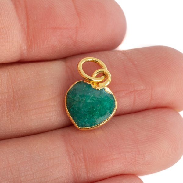 Pandantiv mini smarald  inima 1cm, piatra lunii mai, birthstone, druzy.ro, cristale 1
