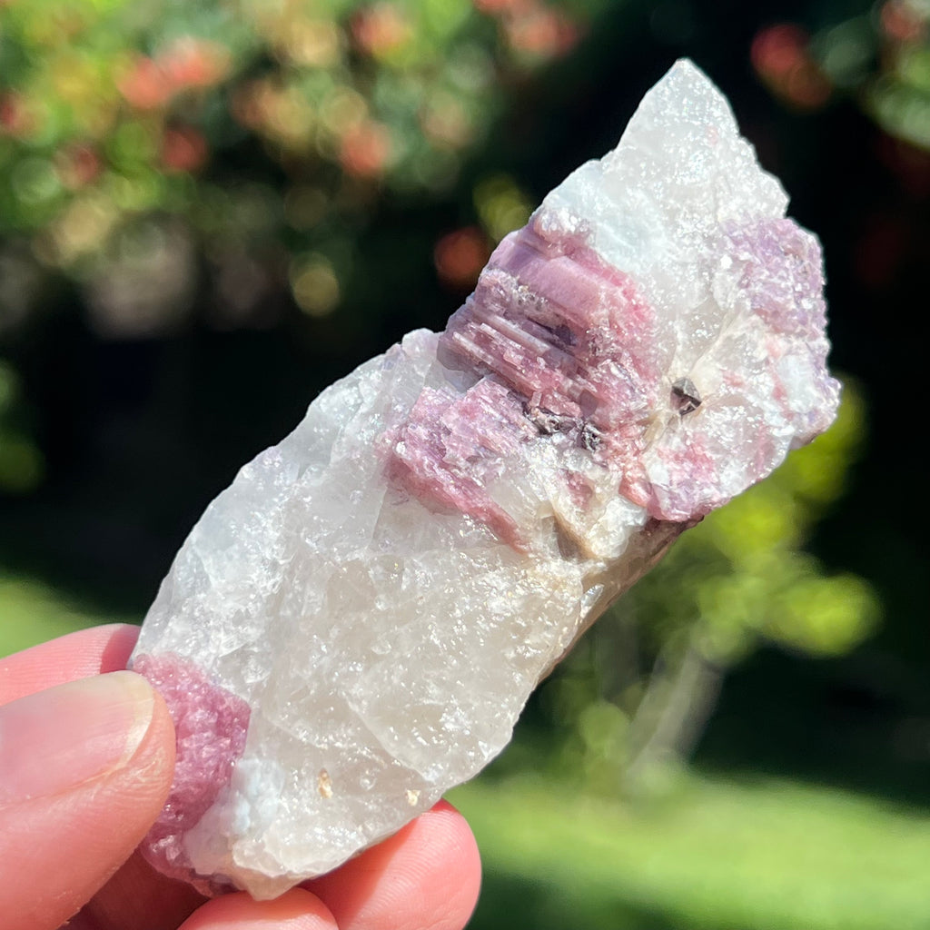 Turmalina roz bruta m8, druzy.ro, cristale 4