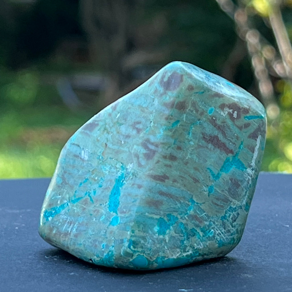 Shattuckite forma libera/palmstone m7, druzy.ro, cristale 2