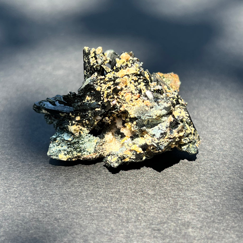 Cluster egirin mini cuart fumuriu/negru Zomba m1, druzy.ro, cristale 2