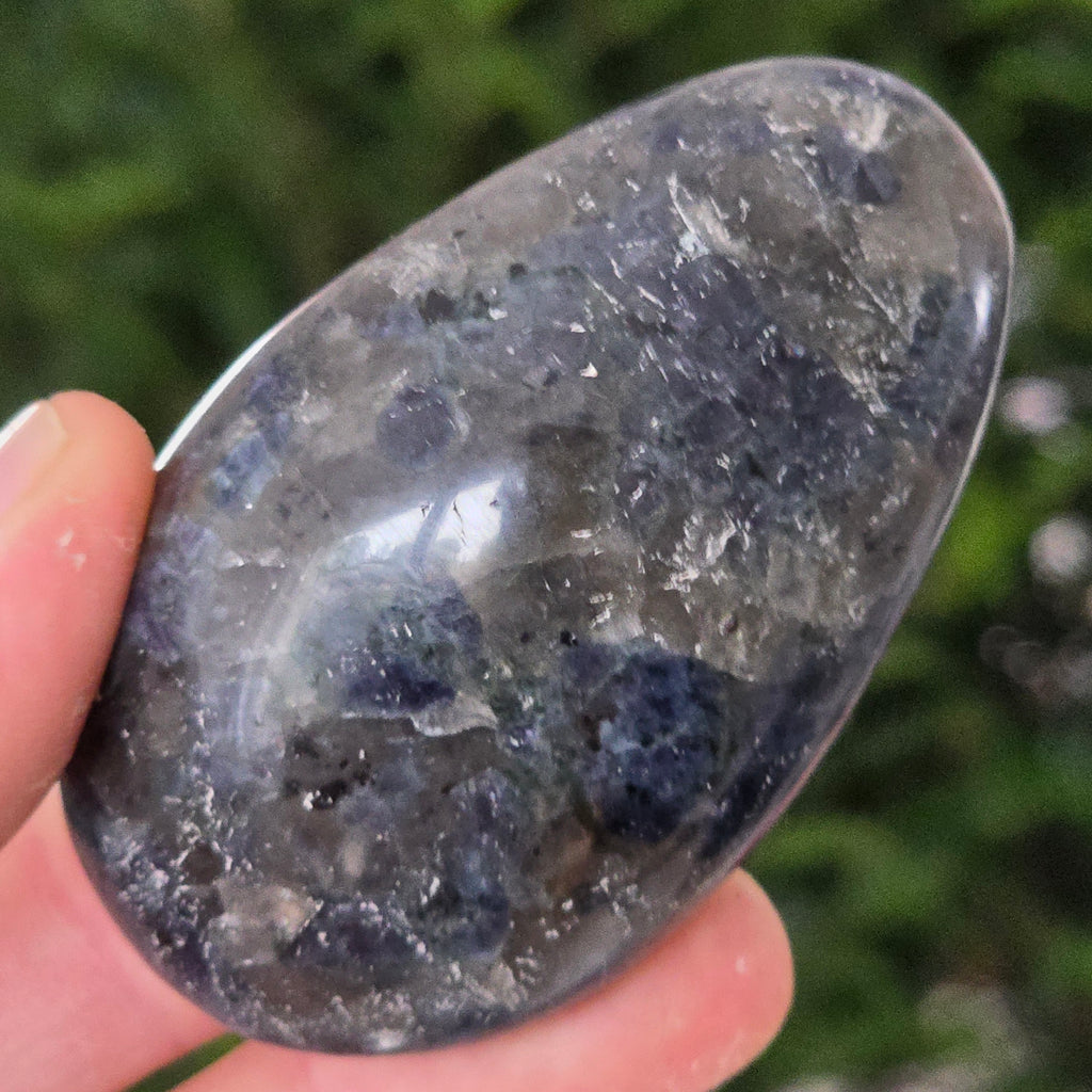 Palmstone Iolit (safir de apa) din Madagascar model 1, pietre semipretioase - druzy.ro 2 