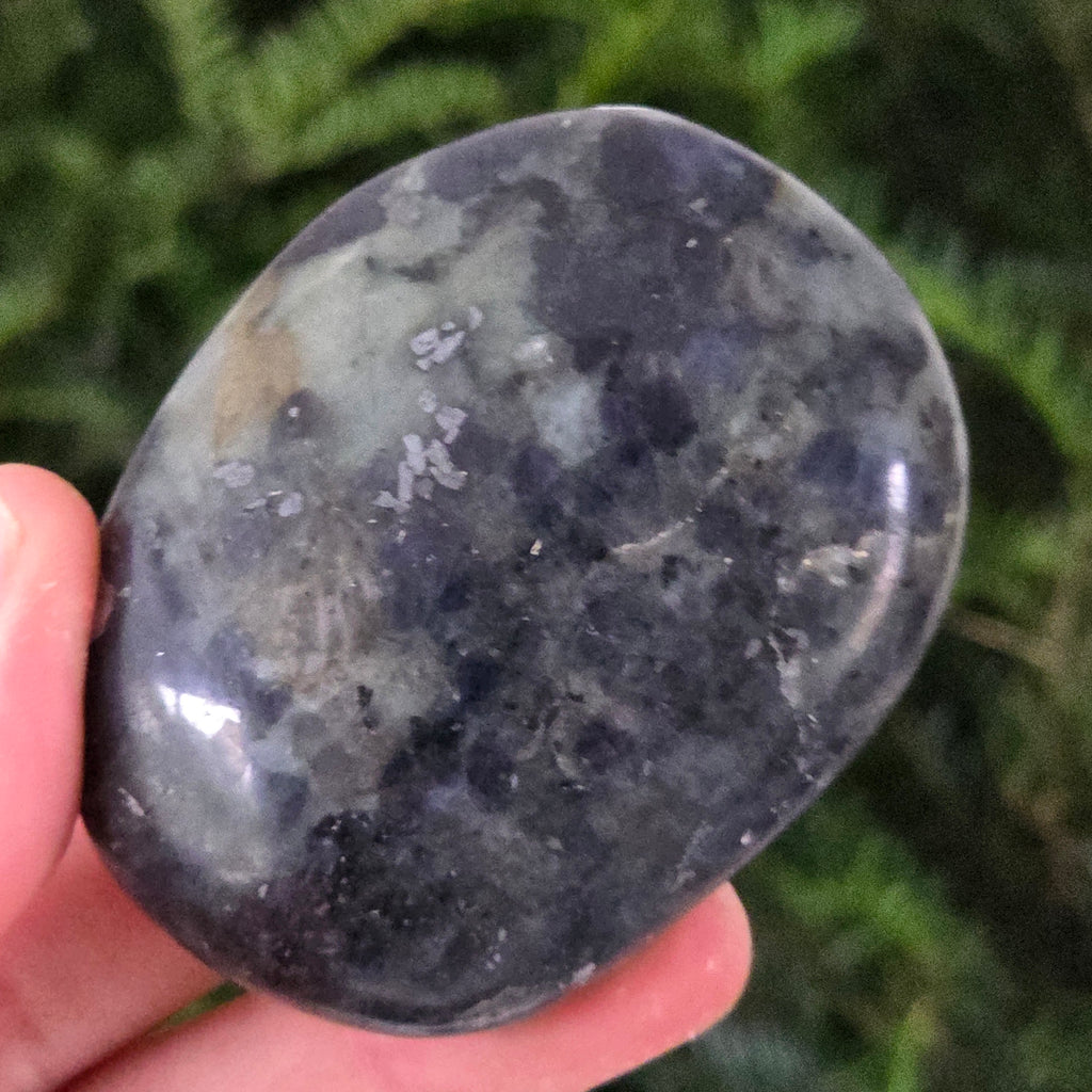 Palmstone Iolit (safir de apa) din Madagascar model 8, pietre semipretioase - druzy.ro 2 